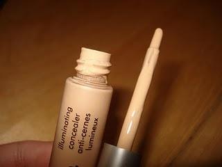 Stila Illuminating Concealer