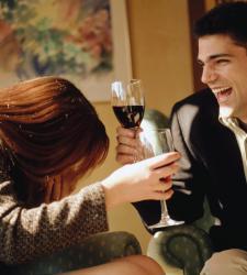 vino Sube el consumo de alcohol en “atracones” en España