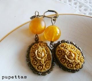 PENDIENTES BOUQUET MARRONES