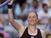 Australian Open: Zvonareva Stosur están tercera ronda