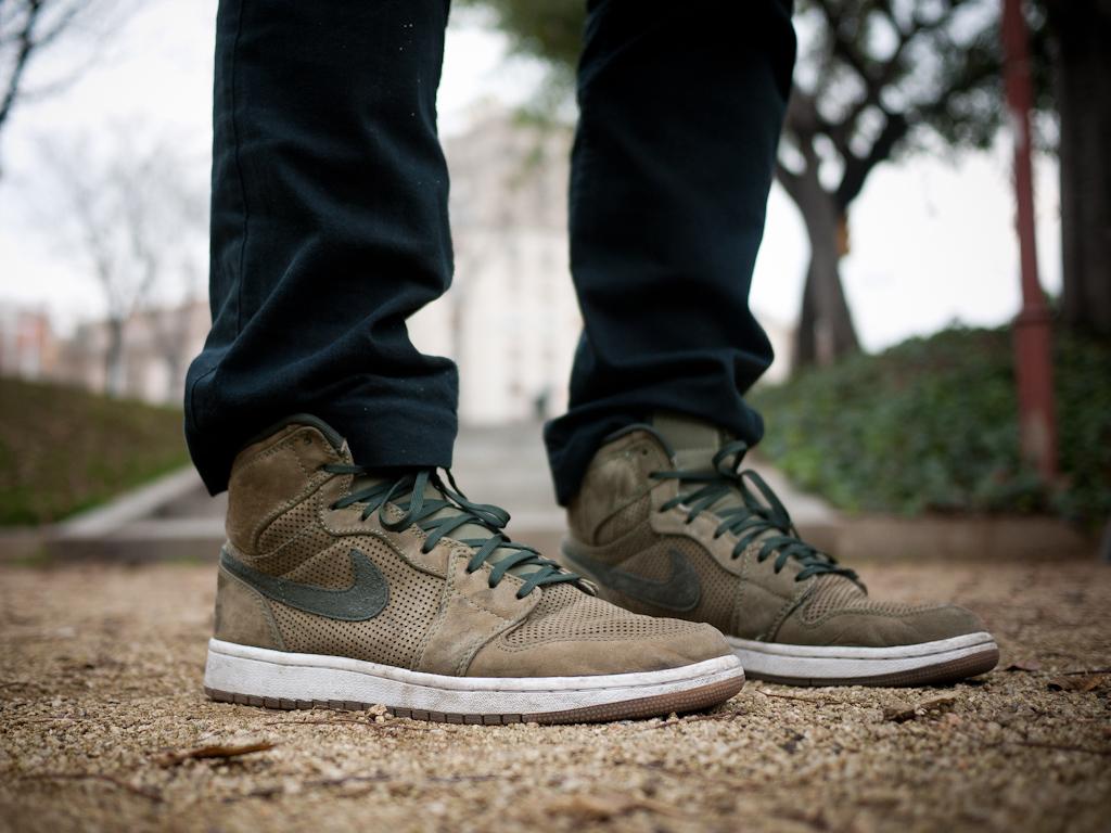 Ya que mañana hablamos de él…