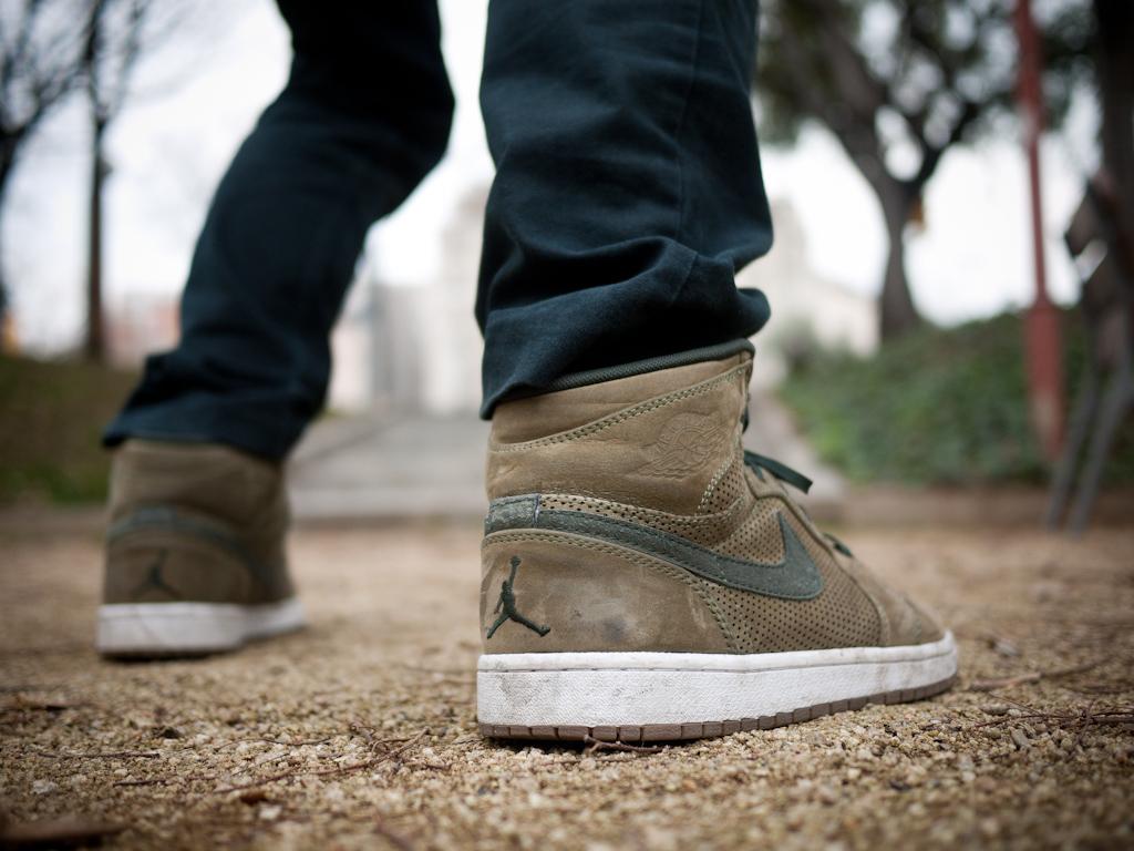 Ya que mañana hablamos de él…