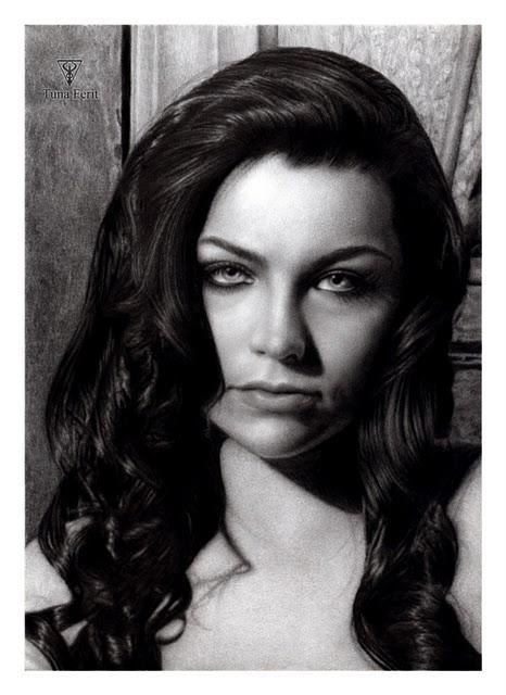 Tuna Ferit Hidayetoglu - maestra del grafito