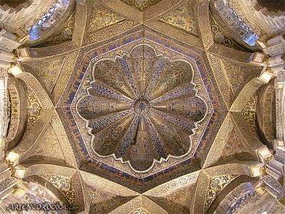 ARTE ISLÁMICO. LA MEZQUITA DE CÓRDOBA