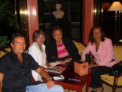 Wikileaks: EEUU se entrevistó con la ex pareja de Chávez para saber más del presidente venezolano