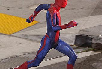 Imagen de cuerpo entero del nuevo Spiderman - Paperblog