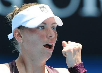 Australian Open: Zvonareva continúa avanzando en Melbourne