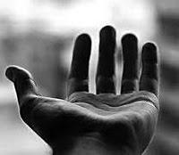 SUS DEDOS TE DIRÁN QUIEN ES