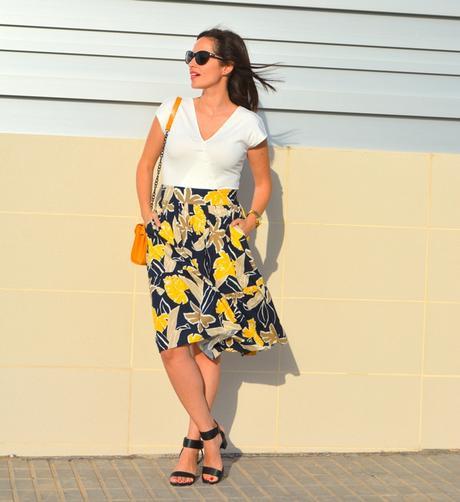 zara_printed_midi_skirt_6 zara-printed-midi-skirt-outfit-street-style