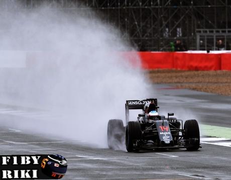 Test de Silverstone día 1 - Alonso hace el mejor tiempo en condiciones cambiantes