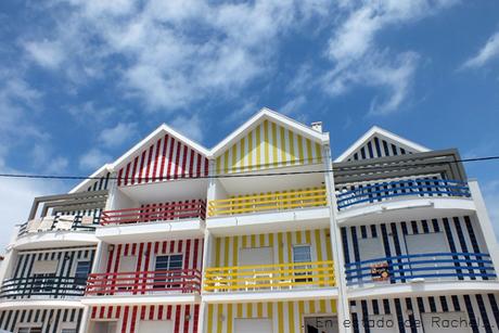 Costa Nova: coloridas casas de pescadores.