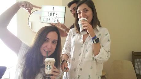 Probando los cafés de Starbucks Con The insiders Probando los cafés de Starbucks Con The insiders