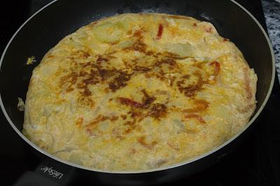 Tortilla de patata, calabacín y pimiento dulce al microondas