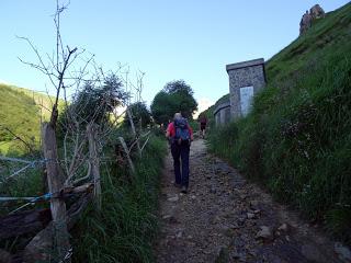 Tuiza Riba-La Forqueta del Portil.lín-Alto los Camisos-Puertos de Güeria-El Bocarón de L.leturbio