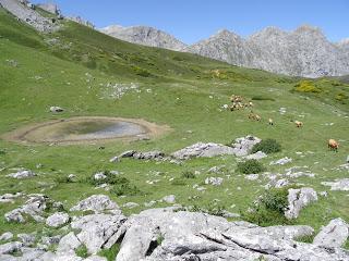 Tuiza Riba-La Forqueta del Portil.lín-Alto los Camisos-Puertos de Güeria-El Bocarón de L.leturbio
