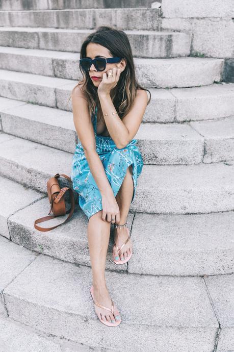 Outfit-Floral_Dress-Havaianas_Sandals-Summer-Sezane_Bag-Street_Style-Celine_Sunglasses-Collage_Vintage