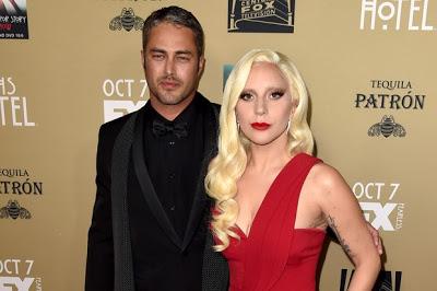 El guapetón,  Taylor Kinney, cumple 35 años