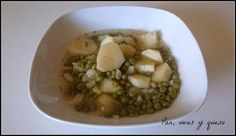 Patatas en salsa verde (tradicional o Crock-Pot)