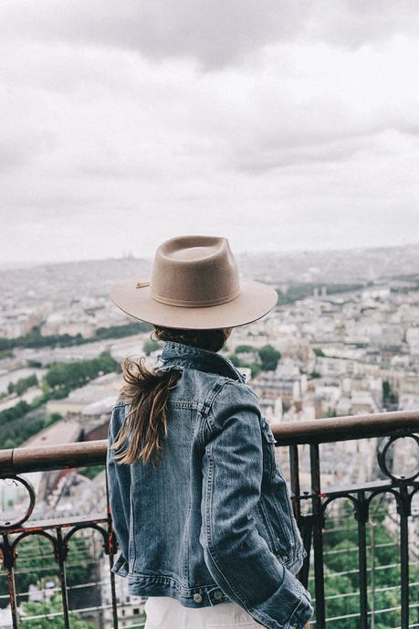 Tour Eiffel Home_Away_Paris-Tour_Eiffel-40