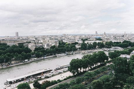 Tour Eiffel Home_Away_Paris-Tour_Eiffel-15