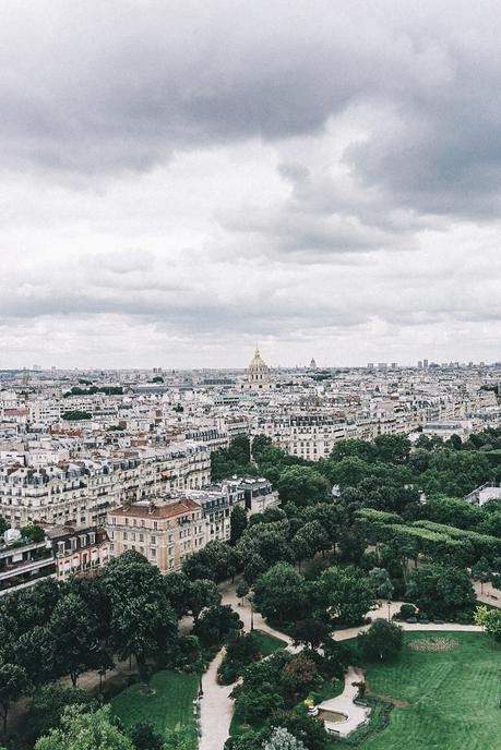 Tour Eiffel Home_Away_Paris-Tour_Eiffel-4