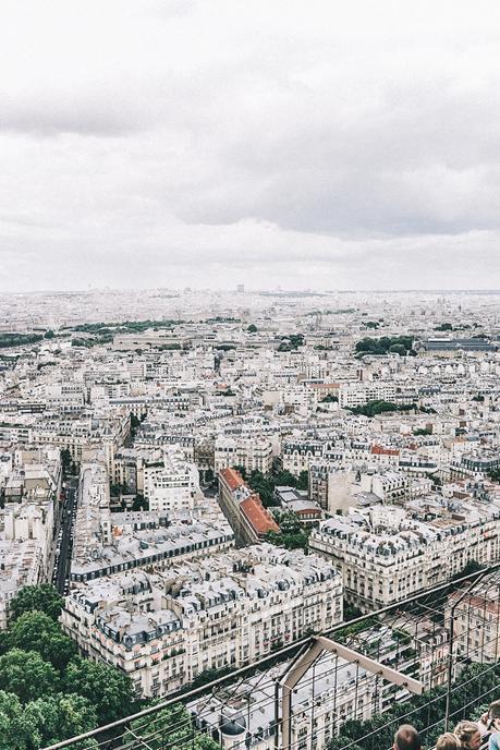 Tour Eiffel Home_Away_Paris-Tour_Eiffel-30