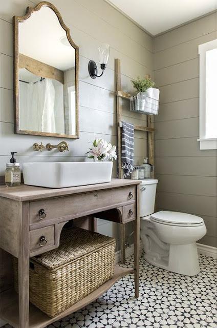 BATHROOM DECOR AND STORAGE