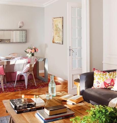 HALLS WITH SPRING ENVIRONMENTS HALLS WITH SPRING ENVIRONMENTS