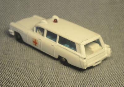 Ambulancia Cadillac de Matchbox