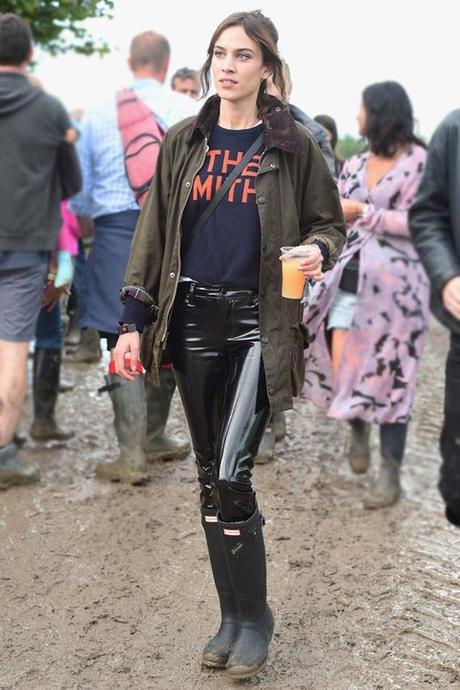 Moda, gente y estilo: los outfits del festival de Glastonbury 