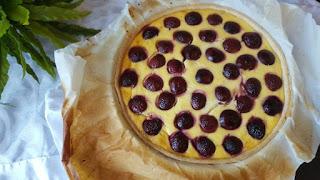Pastel de cerezas y queso