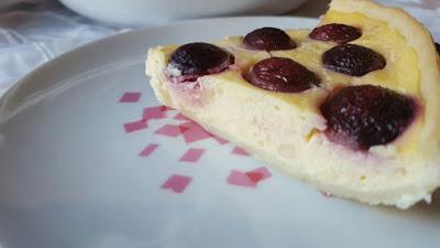 Pastel de cerezas y queso