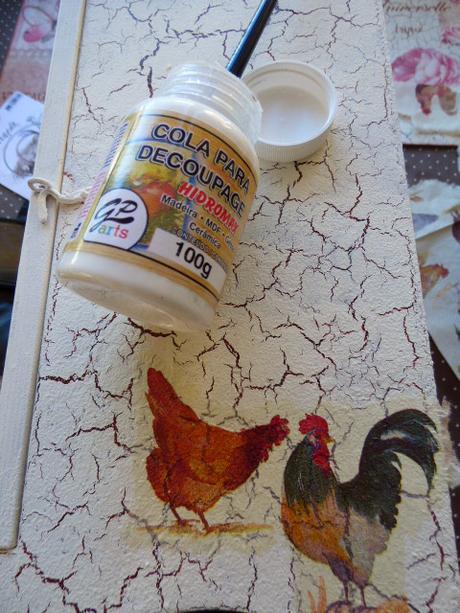 Decorando una huevera