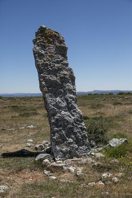 Menhir Canto Hito