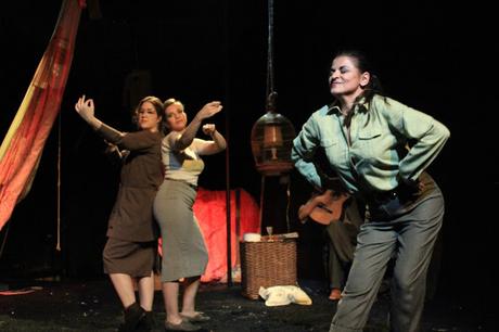 MUDA  un espectáculo que no te dejará indiferente, por manu medina