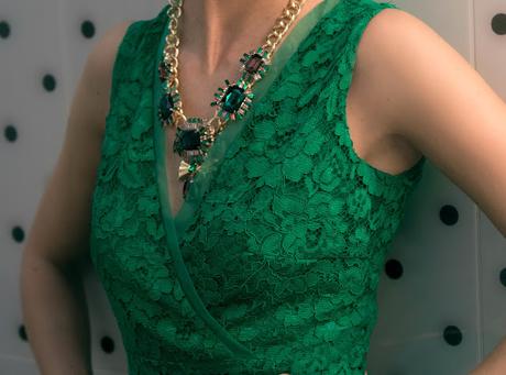 Teria Yabar: Emerald Green