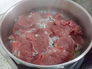 SOLOMILLO AL MOSCATEL DE MALAGA CON PASAS Y PIÑONES