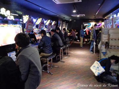 Viaje a Japón. Día 3. Tokyo: Senso-ji, Nakamise street, Donburi, Kappoburi, Akihabara y Myojin