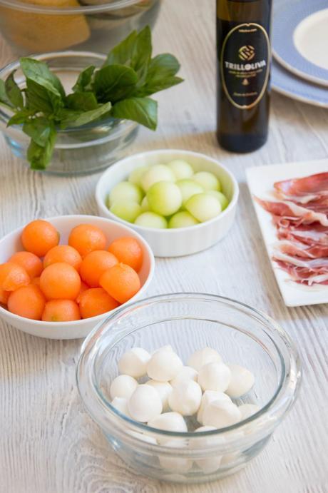 Brocheta de melón con jamón y mozzarella brocheta melón con jamón_1