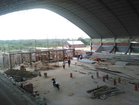 Por Fin!!! Se reiniciaron obras del Coliseo Evo Morales Ayma