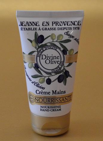 La nueva gama “Divine Olive” de JEANNE EN PROVENCE – una completa línea de productos para estar divina todo el verano