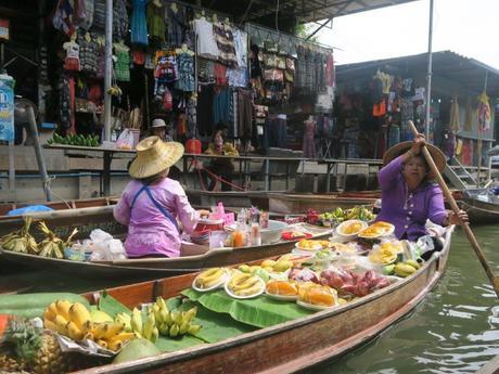 Videoblog: Las cremas de la felicidad prueban eficacia en Bangkok