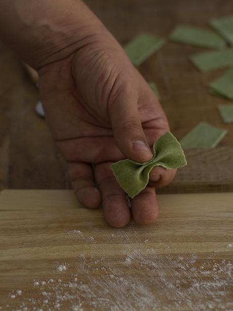 ENSALADA DE PASTA (FARFALLE TRICOLOR CASEROS)