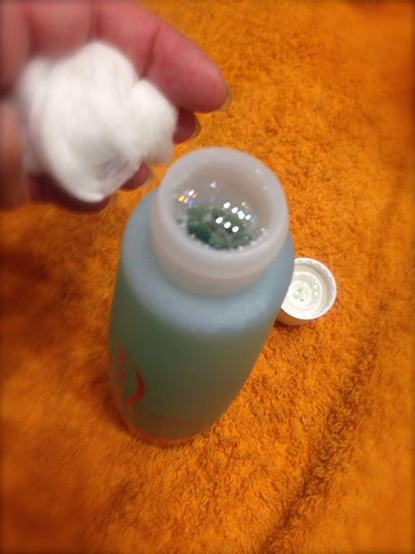 Galium Cosmética Integral, Cosmética, limpieza facial, ViernesDeSpa, rutina facial, loción limpiadora, tónico, belleza, beauty blogger, blogger Alicante, Blog Solo Yo, Blog Cosmética, Blog Belleza, limpiadora dermowhite, locion limpiadora despigmentante, despigmentante, aclarante, tónico aloe vera, loción aloevera, fucus, 