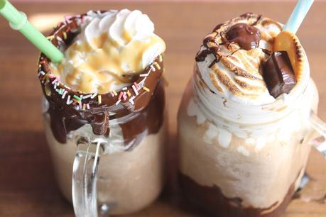 El despilfarro de tonterias de Quiero Ser T5 y para alegrar el día Frappe Smore El despilfarro de tonterias de Quiero Ser T5 y para alegrar el día Frappe Smore