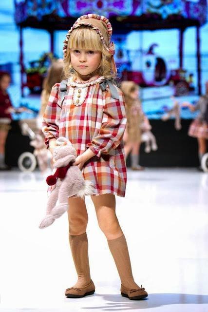 CUADROS 1ª PARTE Y ME LANZO A LA COSTURA CUADROS 1ª PARTE Y ME LANZO A LA COSTURA