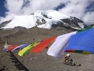 ANNAPURNA CIRCUIT ETAPA 8: THORONG PEDI (4450 m) - THORONG LA PASS (5416 m) - MUKTINATH (3760 m) ANNAPURNA CIRCUIT ETAPA 8: THORONG PEDI (4450 m) - THORONG LA PASS (5416 m) - MUKTINATH (3760 m)