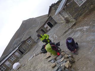 ANNAPURNA CIRCUIT ETAPA 8: THORONG PEDI (4450 m) - THORONG LA PASS (5416 m) - MUKTINATH (3760 m) ANNAPURNA CIRCUIT ETAPA 8: THORONG PEDI (4450 m) - THORONG LA PASS (5416 m) - MUKTINATH (3760 m)