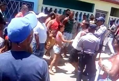 protestaron_contra_castro