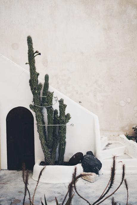 Scarf_As_Skirt_Boho_Top-Straw_Hat-Soludos_Escapes-Soludos_Espadrilles-Summer-Santorini-Collage_Vintage-72